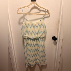 Peach Love California Blue and Cream Chevron Top